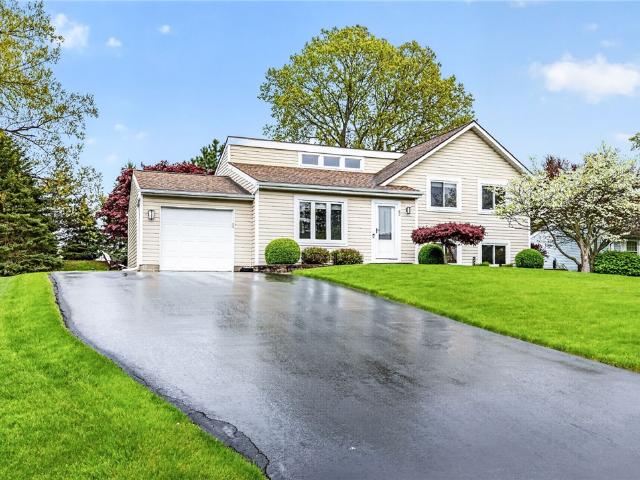 House for sale in Henrietta, New York