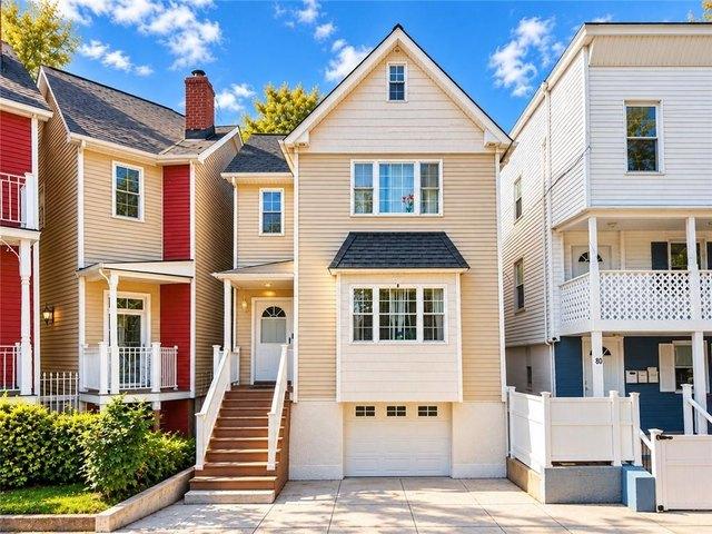 House for sale in Staten Island, New York