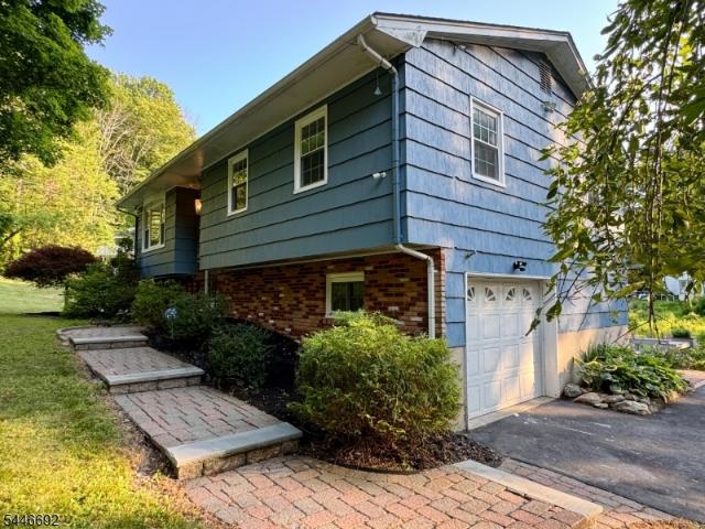 House for sale in Allamuchy Township, Warren County