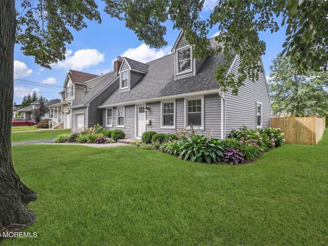 House for sale in Meadows, Toms River