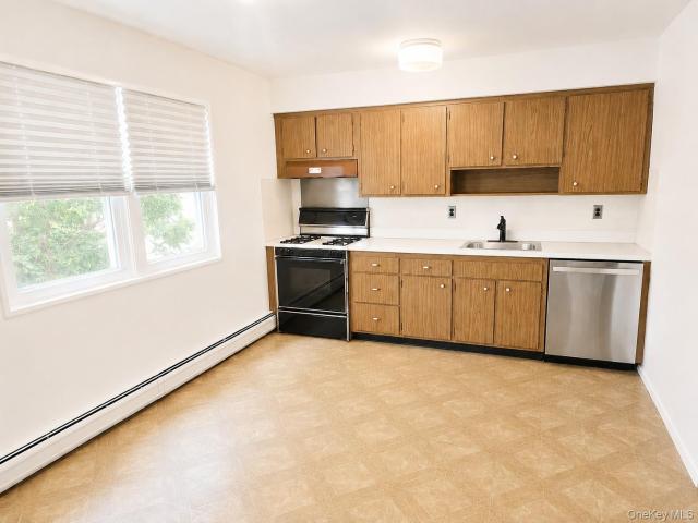 Condo for sale in Rockland, New York