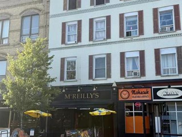 Commercial for sale in Downtown Barrie, Barrie
