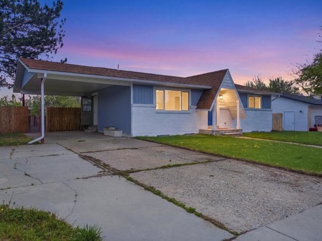 House for sale in Cache, Utah