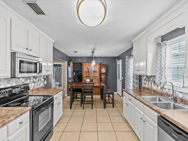 House for sale in Cowarts, Alabama