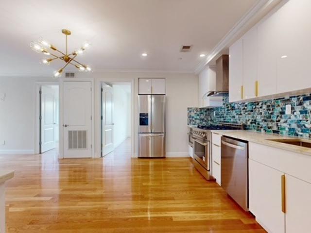 Condo for sale in Arverne, New York