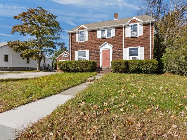 Commercial for sale in Aquidneck Shopping Centre, Middletown