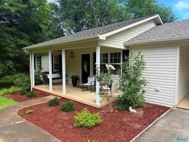 House for sale in Arab, Alabama