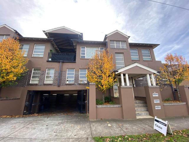 Apartment for rent in Essendon, Melbourne