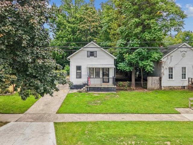 House for sale in Mount Clemens Downtown Loop, Mount Clemens