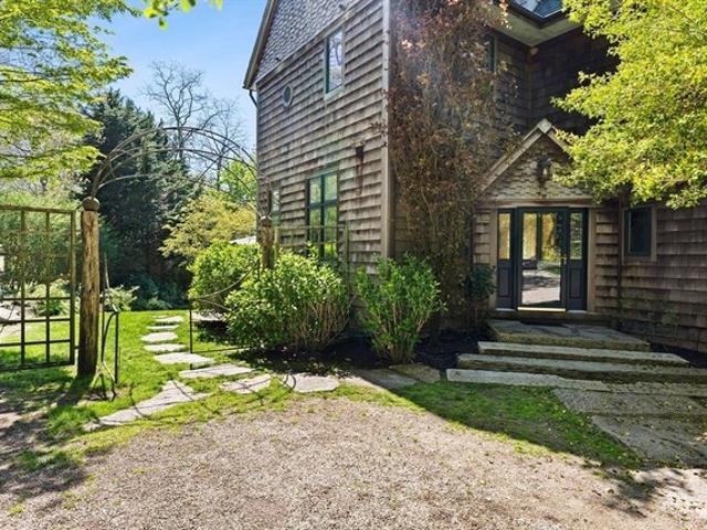 House for sale in Woods Hole, Massachusetts