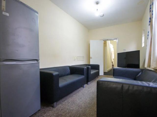 Room for rent in Bournbrook, West Midlands