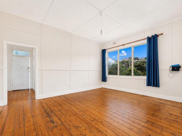 House for rent in Wollongong West, New South Wales