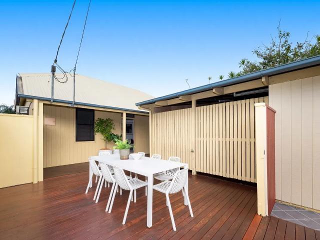 Apartment for rent in Toombul, Queensland