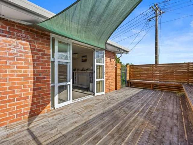 House for rent in Te Atatū Peninsula, Henderson-Massey