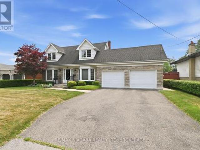 House for sale in Niagara, Ontario