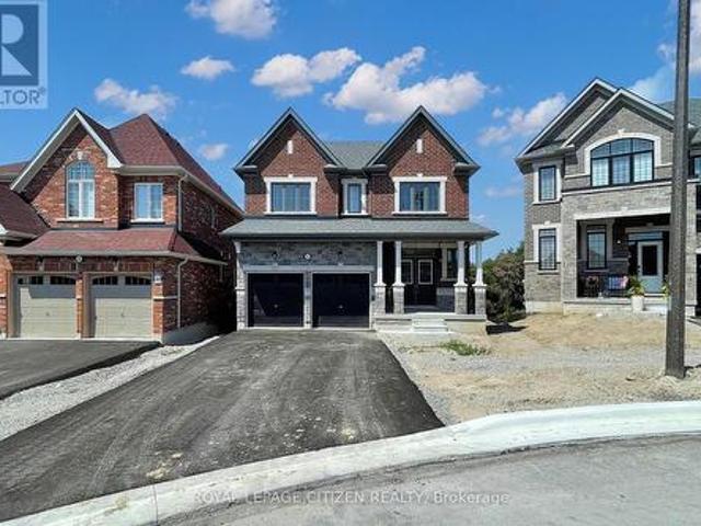 House for sale in Ontario