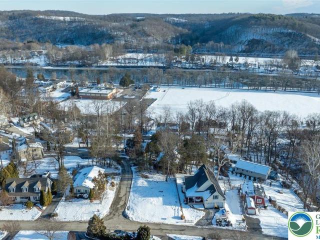 Property for sale in Mount Bethel, Pennsylvania