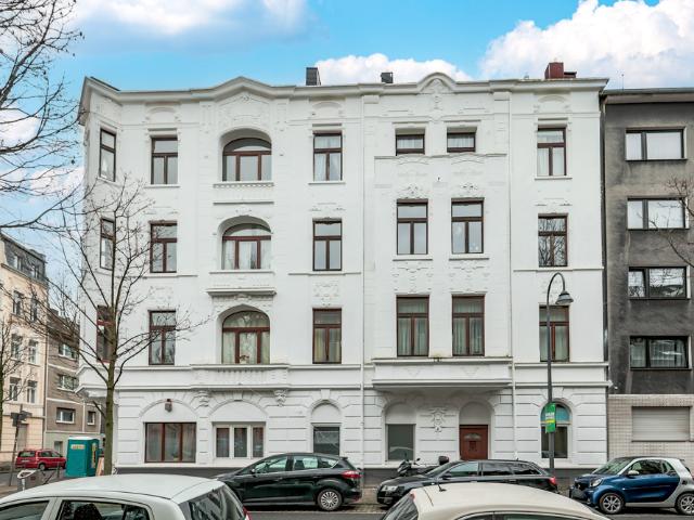 Wohnung kaufen in Mülheim, Köln