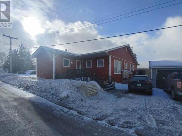 House for sale in Corner Brook, Newfoundland And Labrador
