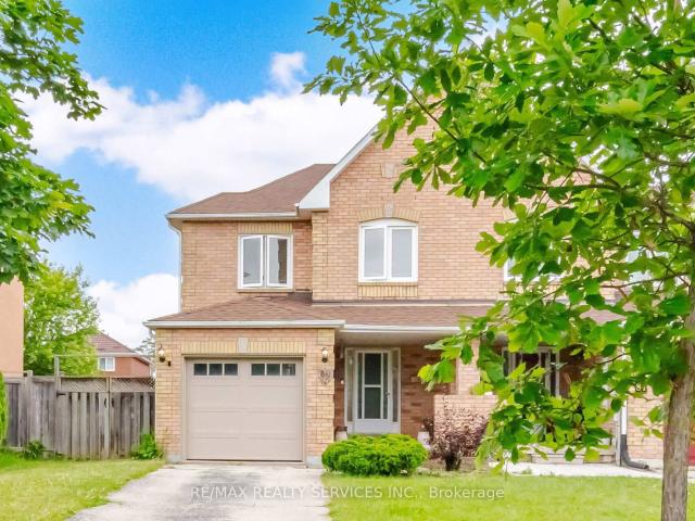 Townhouse for sale in Woburn, Ontario