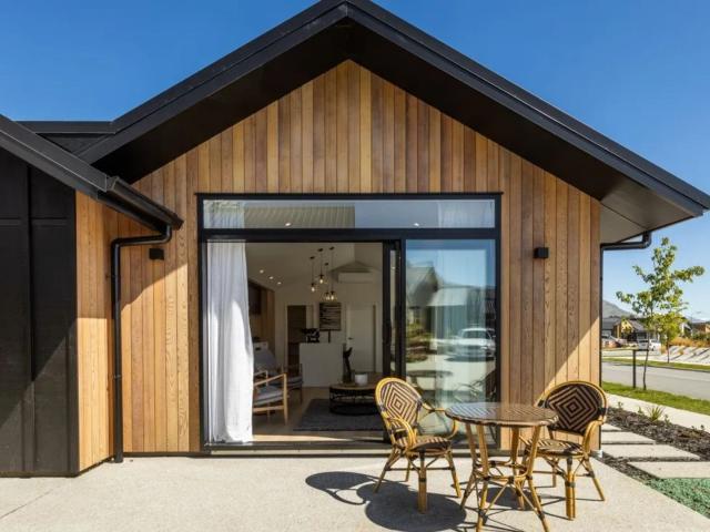 House for rent in Otakou