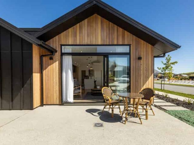 House for rent in Otakou