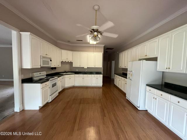 House for sale in Carriere, Mississippi
