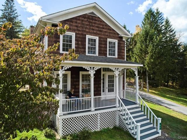 House for sale in Narrowsburg, Town of Tusten