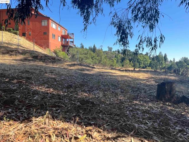 Land for sale in Oakland Land for sale in Oakland