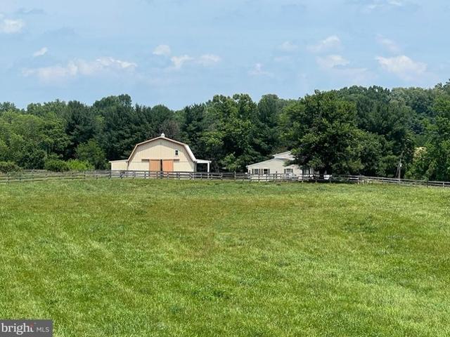 Farm for sale in Charles Town, West Virginia