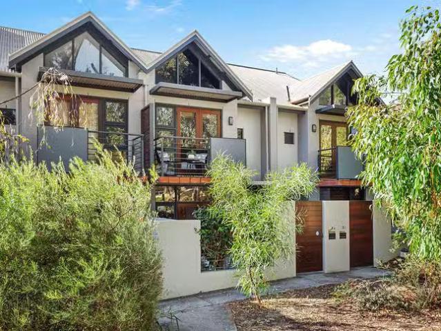 House for rent in Mount Claremont, Western Australia