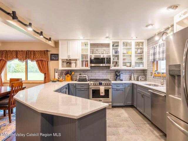 Townhouse for sale in Port Ewen, Town of Esopus