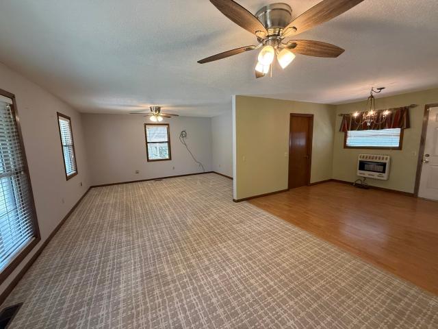 House for sale in Melbourne, Izard County