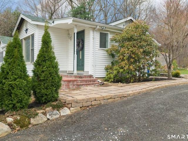 House for sale in Gaylordsville, Connecticut