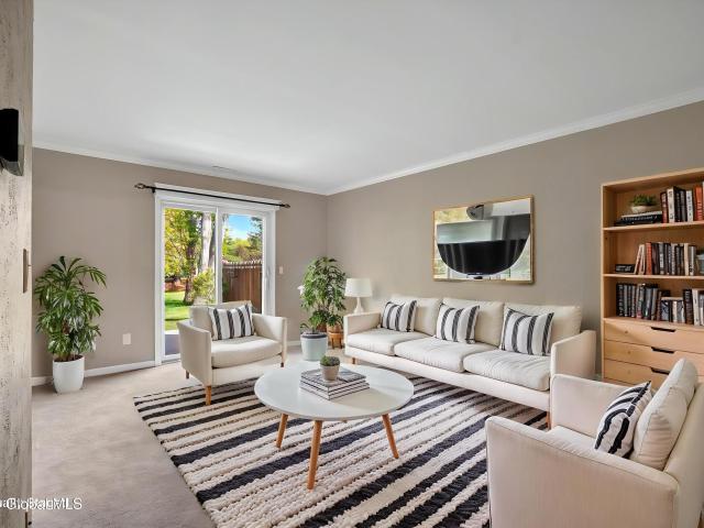 Townhouse for sale in Clifton Park
