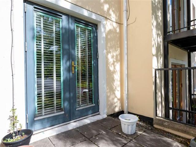 Apartment for sale in Stepaside, County Dublin