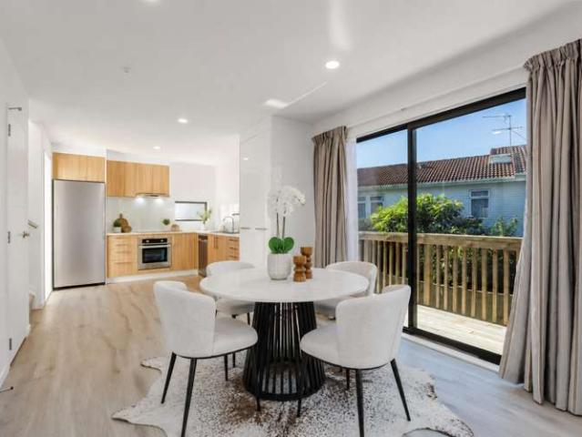 Townhouse for sale in Papakura