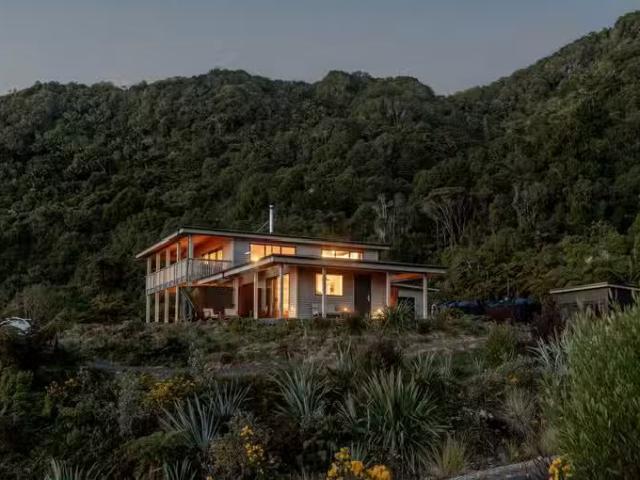 House for sale in West Coast