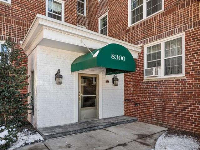 Condo for sale in Hudson, New Jersey