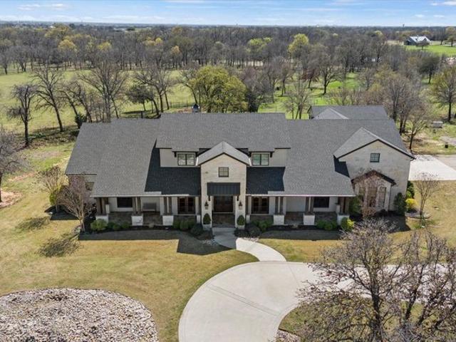 House for sale in Denton, Texas