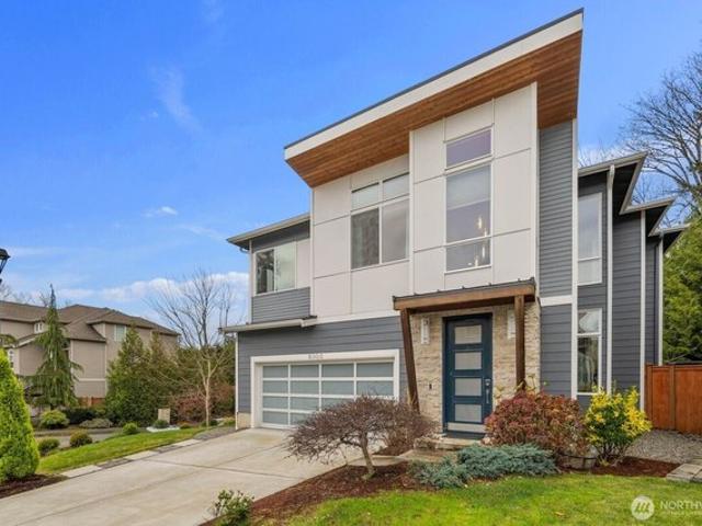 House for sale in Kenmore, King County