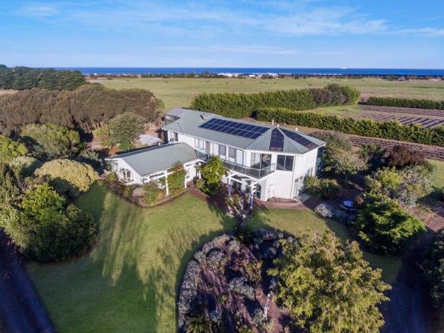 House for rent in Allestree, Victoria