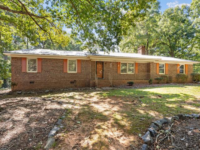House for sale in Sanford, Lee County