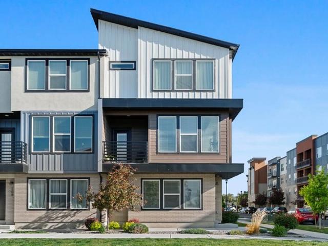 Townhouse for sale in Sandy, Utah