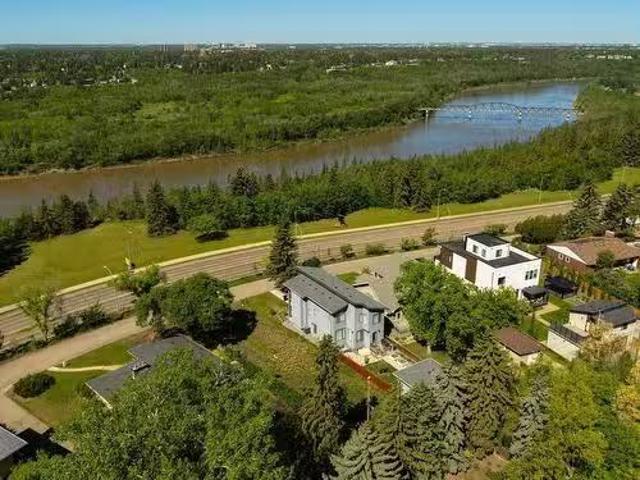 House for sale in Windsor Park, Edmonton
