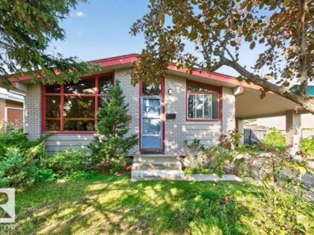 House for sale in Wedgewood, Alberta