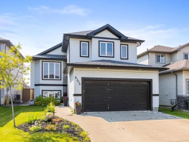 House for sale in Morinville, Alberta