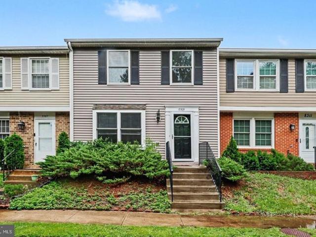 Townhouse for sale in Virginia
