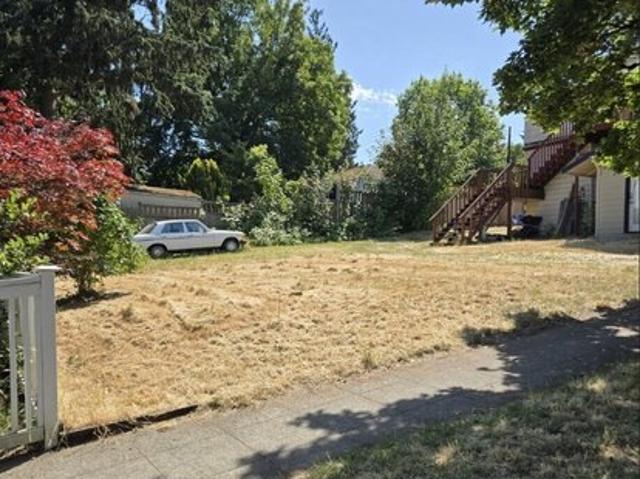 Land for sale in Seattle, Washington