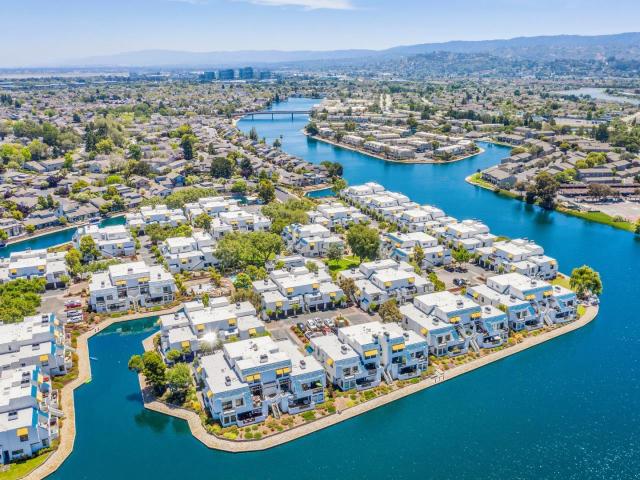 Condo for sale in San Mateo, California
